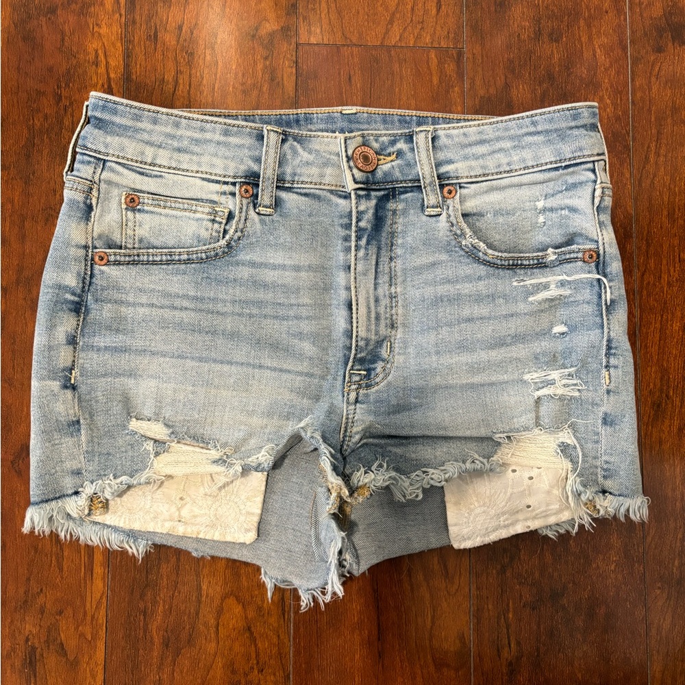 American eagle super stretch light wash jean shorts.